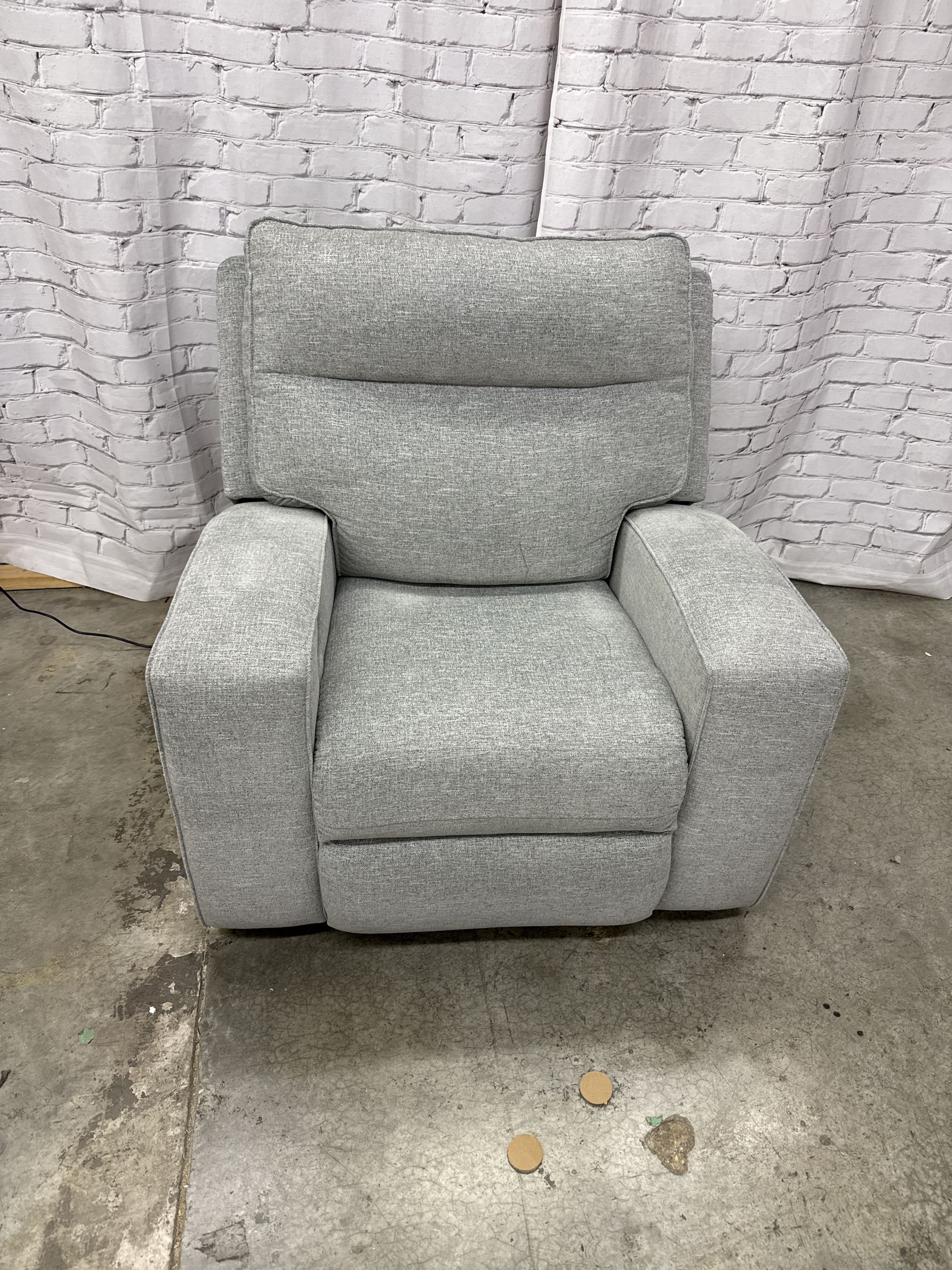 Biscoe-Exclusive Power Recliner with Adjustable Headrest - Gallery Image 11
